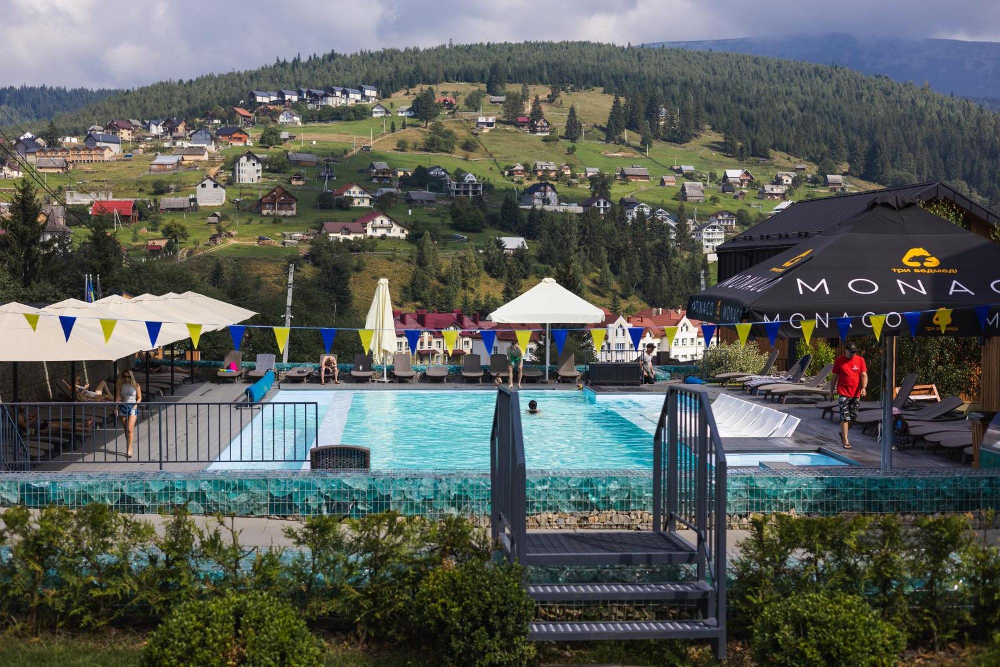 Phoenix Relax Park Буковел Екстериор снимка